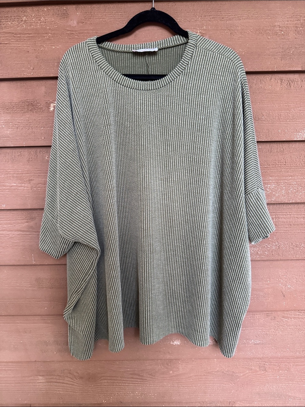 Discount Divas Plus Sage Green Ribbed Tunic Top (see measurements)